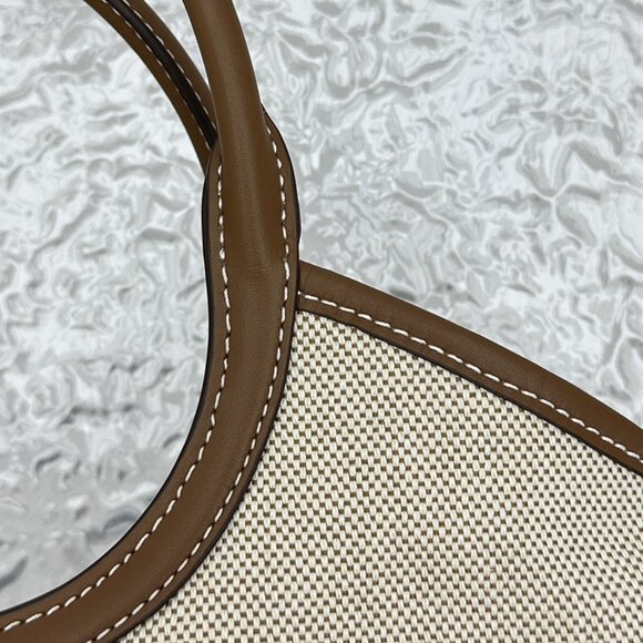 Miumiu Vegetable Basket Single Shoulder Handbag - Picture 6 of 12